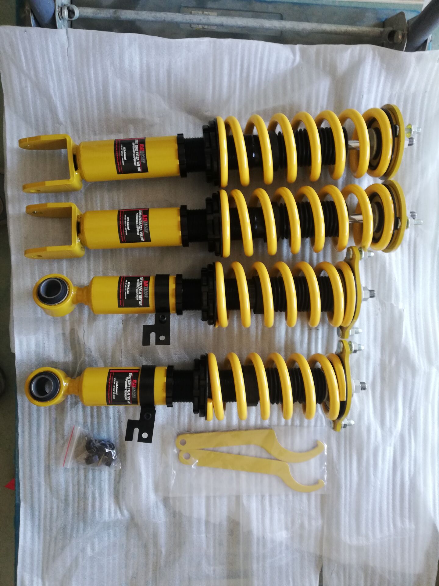 BLOX RACING STREET SERIES II PLUS TWIN-TUBE 32-WAY ADJUSTABLE COILOVER SYSTEMS