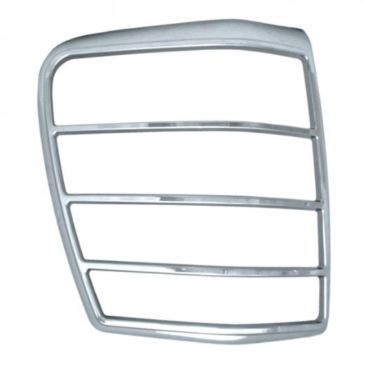 Coast to Coast Tail Light Bezels - Chrome (2 Piece)