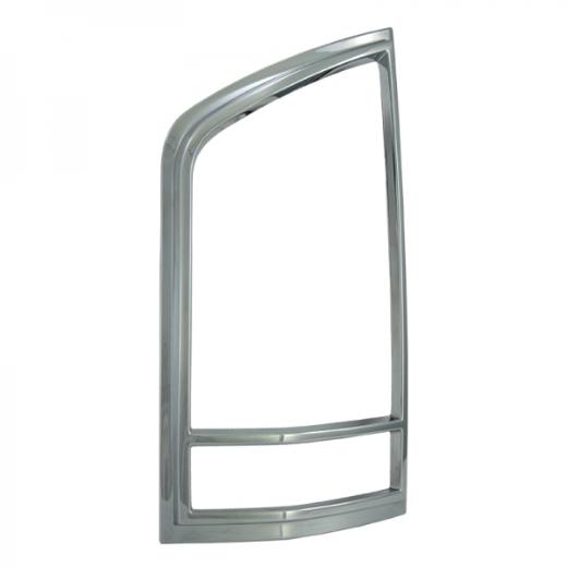 Coast to Coast Tail Light Bezels - Chrome (2 Piece)