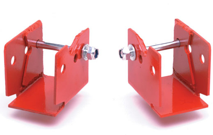 Granatelli Motorsports Reaer Lower Control Arm Relocation Brackets (Red)