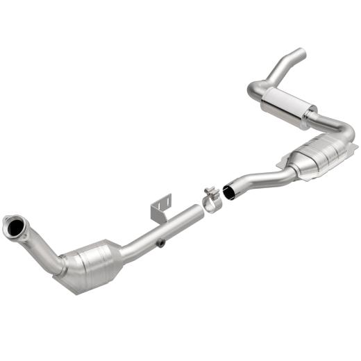 Magnaflow  Direct Fit Catalytic Converter  (49 State Legal)