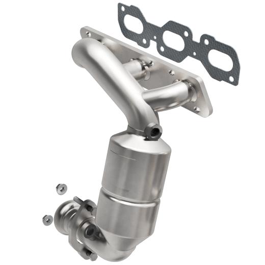 Magnaflow Exhaust Manifold with Integrated Catalytic Converter with Engine Oil Cooler (49 State Legal)