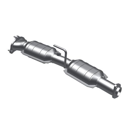 Magnaflow OEM Grade Direct Fit Catalytic Converter with Gasket (49 State Legal)