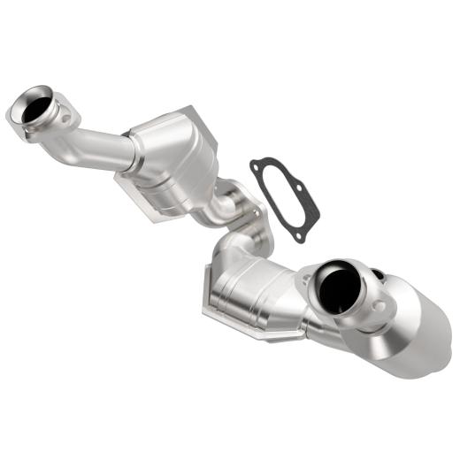 Magnaflow OEM Grade Direct Fit Catalytic Converter - California Emission Equipped (49 State Legal)