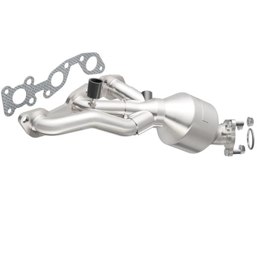 Magnaflow OEM Grade Exhaust Manifold with Integrated Catalytic Converter (49 State Legal)