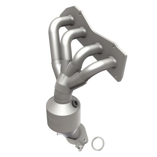 Magnaflow OEM Grade Exhaust Manifold with Integrated Catalytic Converter (49 State Legal)