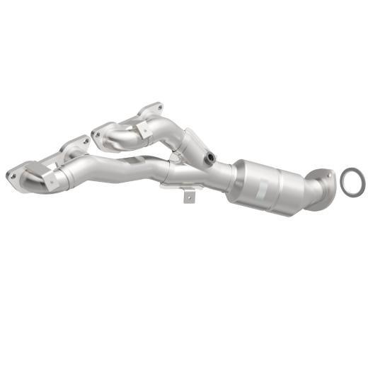 Magnaflow OEM Grade Exhaust Manifold with Integrated Catalytic Converter (49 State Legal)