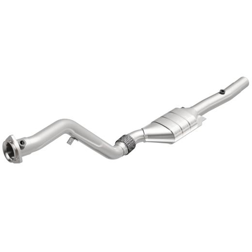 MagnaFlow OEM Grade Series Catalytic Converter - 2.5