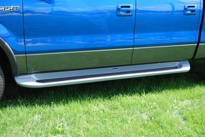 Owens GlaStep Plus Custom Molded Fiberglass Running Boards Super Crew Cab W/Flares - Boards Only, Requires 10-1079 Bracket Kit Sold Separately