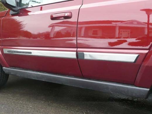 QAA Lower Body Side Molding Accent Trims with Cut Outs