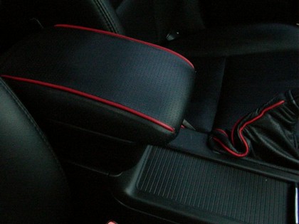 Redline Accessories Armrest Cover