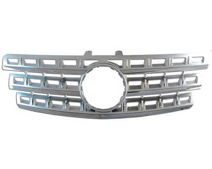 Restyling Ideas Replacement Grille - ABS Chrome, Silver/ABS Chrome