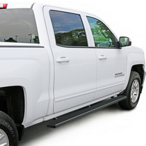 07-16 GMC Sierra (1500 Crew Cab New Body Style Only (Incl. Diesel Models With DEF Tanks)), 07-16 Chevy Silverado (1500 Crew Cab New Body Style Only (Incl. Diesel Models With DEF Tanks)) APS iStep Running Boards - 4 Inch, Black Finish