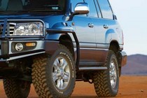 98-02 Toyota Land Cruiser 100 Series ARB Side Steps with Flares