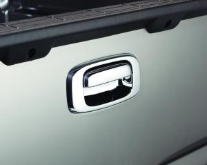 07-08 Sierra, 07-08 Silverado AVS Tailgate Handles - Tailgate Handle Cover (Chrome) w/o Keyhole