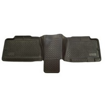 2000-2006 Chevrolet Suburban, 2001-2004 Chevrolet Silverado Crew Cab, 2001-2004 GMC Sierra Crew Cab, 2002-2003 Chevrolet Avalanche, 2005-2006 Cadillac Escalade ESV Husky Classic Style 2nd Seat Floor Liners - Black