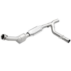 1997 Ford Expedition; 5.4, 8V, 1998 Ford Expedition; 5.4, 8V Magnaflow Direct Fit Catalytic Converter (49 State Legal)