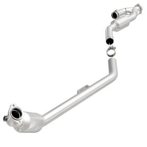 01-05 Mercedes C240 C240(V 6 2.6 LGAS) MagnaFlow Catalytic Converter - 2.5