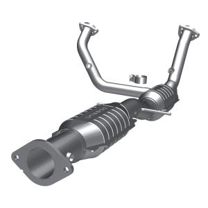 2000 Chevrolet S10; 4.3, 6V Magnaflow Direct Fit Catalytic Converter with Gasket (49 State Legal)