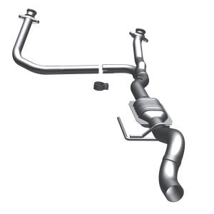 2000 Dodge Dakota; 3.9, 6V, 2002 Dodge Dakota; 3.9, 6V, 2003 Dodge Dakota; 3.9, 6V, 2001 Dodge Dakota; 3.9, 6V Magnaflow OEM Grade Direct Fit Catalytic Converter (49 State Legal)