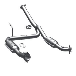 2004 Mercury Mountaineer; 4, 6V, 2005 Mercury Mountaineer; 4, 6V Magnaflow OEM Grade Direct Fit Catalytic Converter with Gasket and Y-Pipe Assembly (49 State Legal)