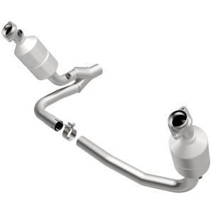 2004 Dodge Dakota; 4.7, 8V Magnaflow OEM Grade Direct Fit Catalytic Converter (49 State Legal)