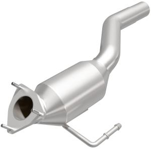 04-05 Volkswagen Touareg (V 8 4.2 LGAS) MagnaFlow OEM Grade Series Catalytic Converter - 2.5