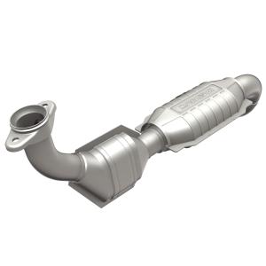 2006 Lincoln Mark LT; 5.4, 8V Magnaflow OEM Grade Direct Fit Catalytic Converter (49 State Legal)