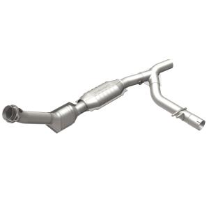 2002 Lincoln Blackwood; 5.4, 8V Magnaflow OEM Grade Direct Fit Catalytic Converter (49 State Legal)