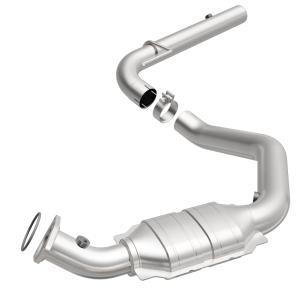 07 GMC Savana 2500(V 8 4.8 LGAS), 07-08 GMC Savana 2500(V 8 6 LGAS) MagnaFlow OEM Grade Series Catalytic Converter - Stainless Steel, Ceramic