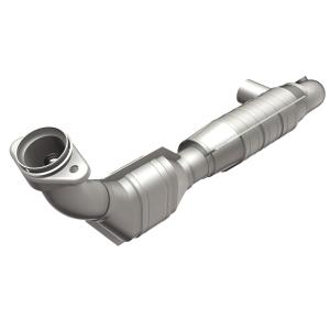 2001 Lincoln Navigator; 5.4, 8V, 2002 Lincoln Navigator; 5.4, 8V Magnaflow OEM Grade Direct Fit Catalytic Converter (49 State Legal)