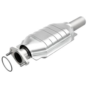 10-12 Ford Fusion (L 4 2.5 LELECTRIC/GAS), 10-11 Mercury Milan (L 4 2.5 LELECTRIC/GAS), 11-12 Lincoln MKZ (L 4 2.5 LELECTRIC/GAS) MagnaFlow Catalytic Converter - 2.25
