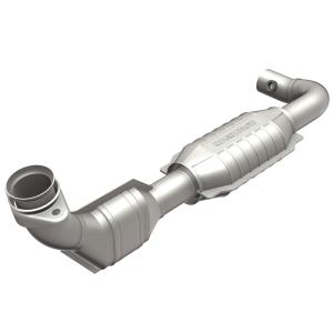 2001 Lincoln Navigator; 5.4, 8V, 2002 Lincoln Blackwood; 5.4, 8V, 2002 Lincoln Navigator; 5.4, 8V Magnaflow Direct Fit Catalytic Converter (49 State Legal)