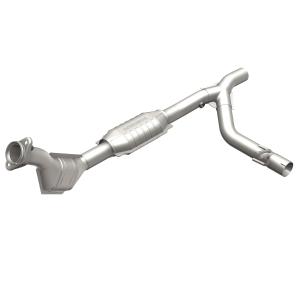 1999 Ford F-150; 5.4, 8V, 2000 Ford F-150; 5.4, 8V Magnaflow Direct Fit Catalytic Converter (49 State Legal)