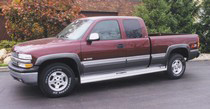 2000-2006 Toyota Tundra Short Bed Box Board W/O Flares Owens Classic Series Running Boards (2-Inch Bright Extruded Aluminum) W/O Flares