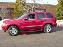 2005-2010 Jeep Grand Cherokee Limited & Laredo (W/O Molded Mud Flaps) Owens GlaStep Custom Molded Fiberglass Running Boards Limited & Laredo (W/O Molded Mud Flaps)