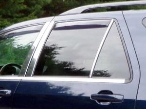 04-09 Cadillac SRX QAA Pillar Post Trims 