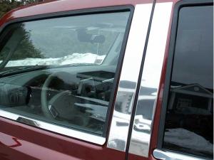 06-10 Jeep Commander QAA Pillar Post Trims