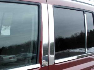 06-10 Jeep Commander QAA Pillar Post Trims