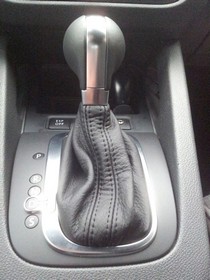 04-08 Volkswagen Golf (Mark V), 04-08 Volkswagen Jetta Redline Accessories Dsg Shift Boot