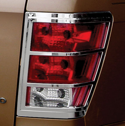 05-10 Jeep Grand Cherokee Restyling Ideas Tail Light Bezels - ABS Chrome