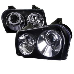 05-10 CHRYSLER 300 SMOKED LENS GLOSS BLACK HOUSING PROJECTOR HEADLIGHTS, NOT COMPATIBLE WITH FACTORY HID Spec D Projector Headlights (Glossed Black/Smoke)