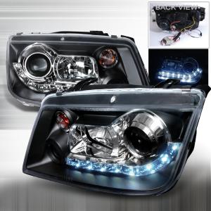 99-04 VOLKSWAGEN JETTA R8 STYLE HALO LED PROJECTOR BLACK Spec D R8 Style LED Halo Projector Headlights (Black)