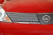 07-08 Nissan Versa Street Scene Main Grille, Satin Aluminum