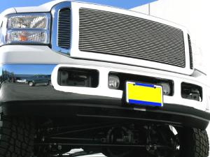 2005-2007 Ford Super Duty;;2005-2007 Ford Super Duty XL T-Rex Grille Assembly - Aftermarket Chrome Shell With 3 Piece Look Billet (20561) Installed