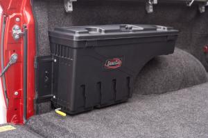 2004-Current Nissan Titan,Ext/Crew, All Bed Lengths Undercover Swing Case Models (Drivers Side)