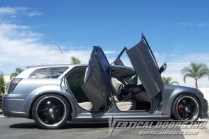 04-08 Dodge Magnum Vertical Doors Inc Lambo Doors - Direct Bolt On Kit