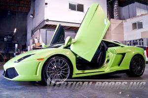 Lamborghini Gallardo 2003-2014 Vertical Doors Inc Bolt-On Lambo Door Kit