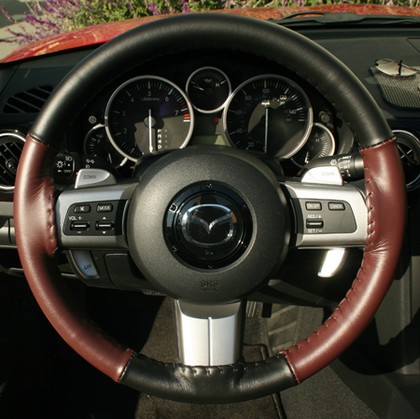 Wheelskins Steering Wheel Cover - Eurotone (Black Top / Burgundy Sides)